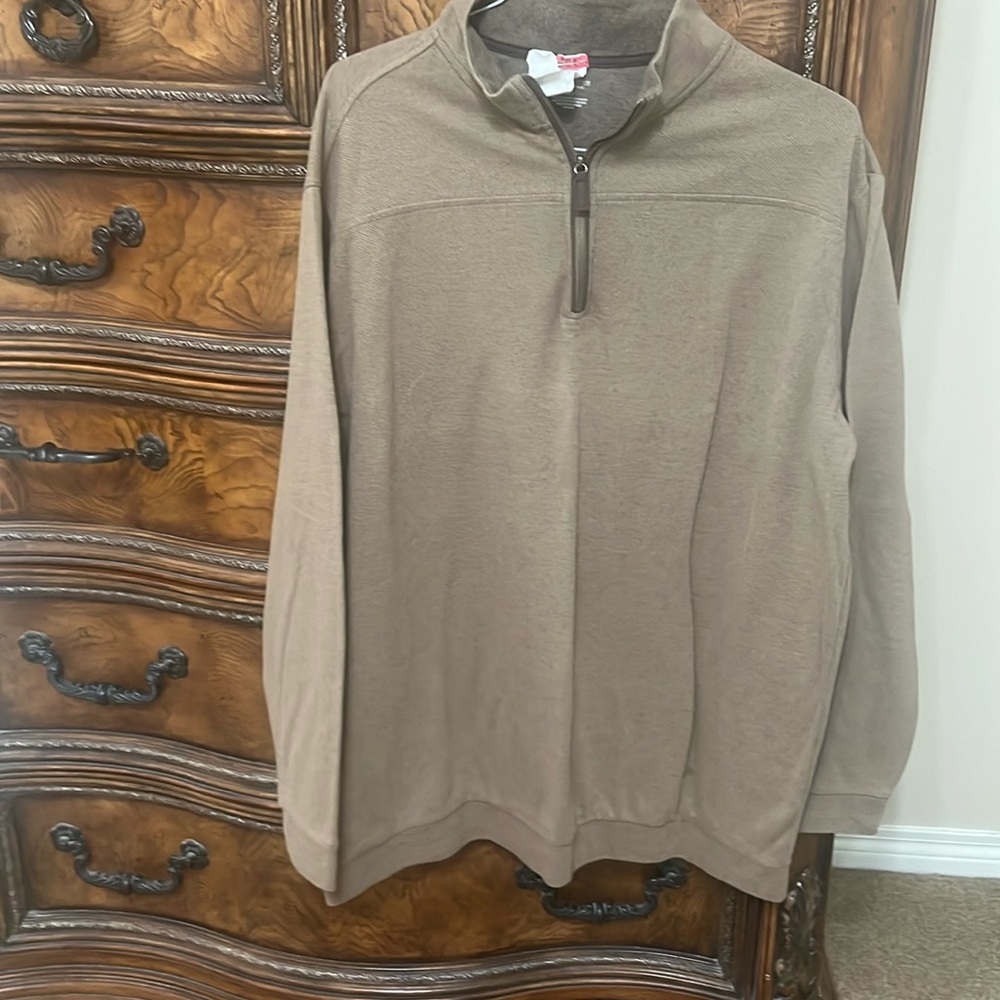 Men’s sweater